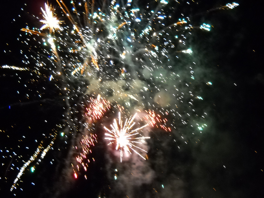 LOW LEVEL FIREWORKS IN ORLANDO FLORIDA